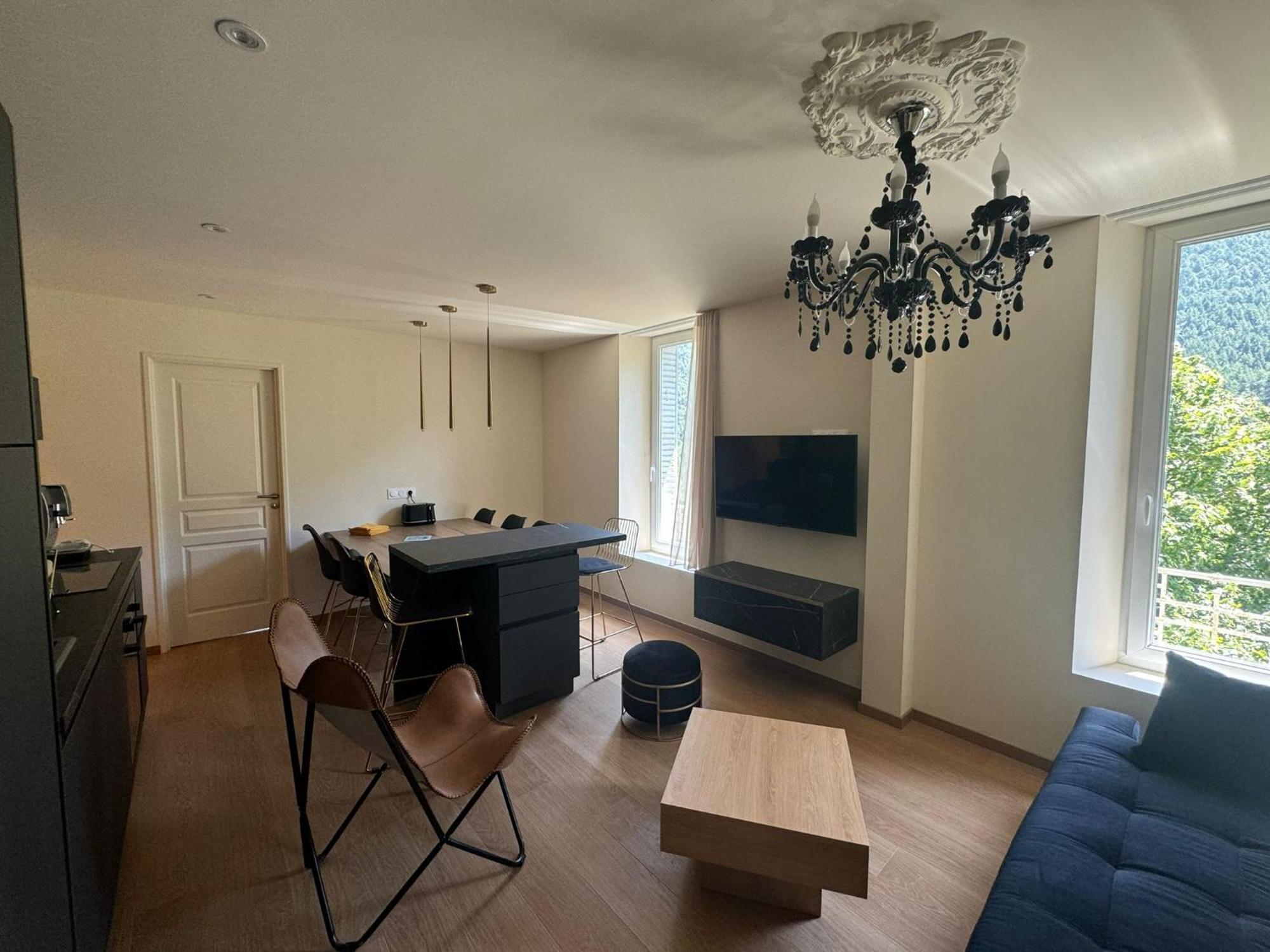Appartements Confortables Avec Vue Montagne - Residence Villa Belle Fleur Château-Ville-Vieille Zewnętrze zdjęcie