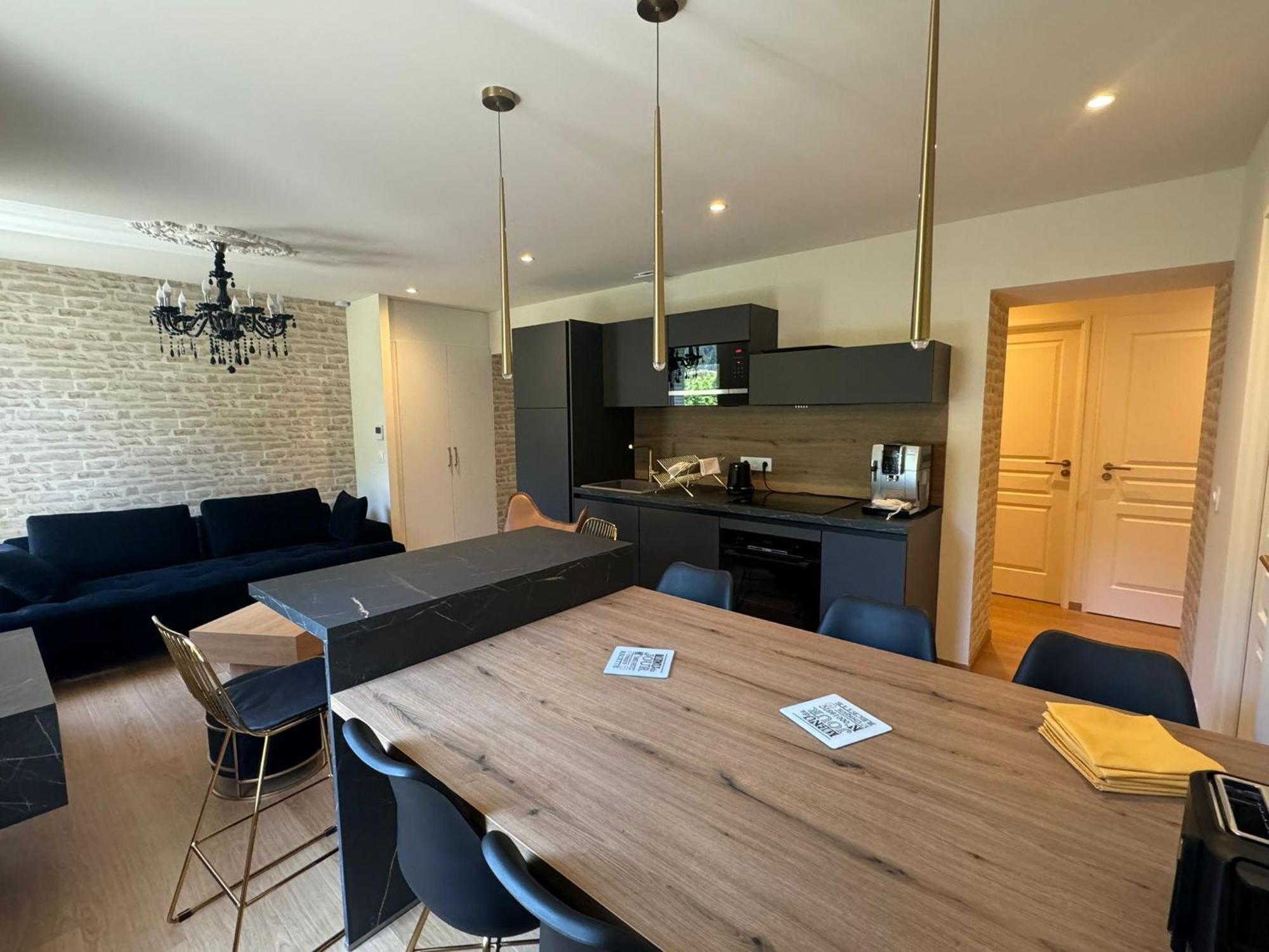 Appartements Confortables Avec Vue Montagne - Residence Villa Belle Fleur Château-Ville-Vieille Zewnętrze zdjęcie