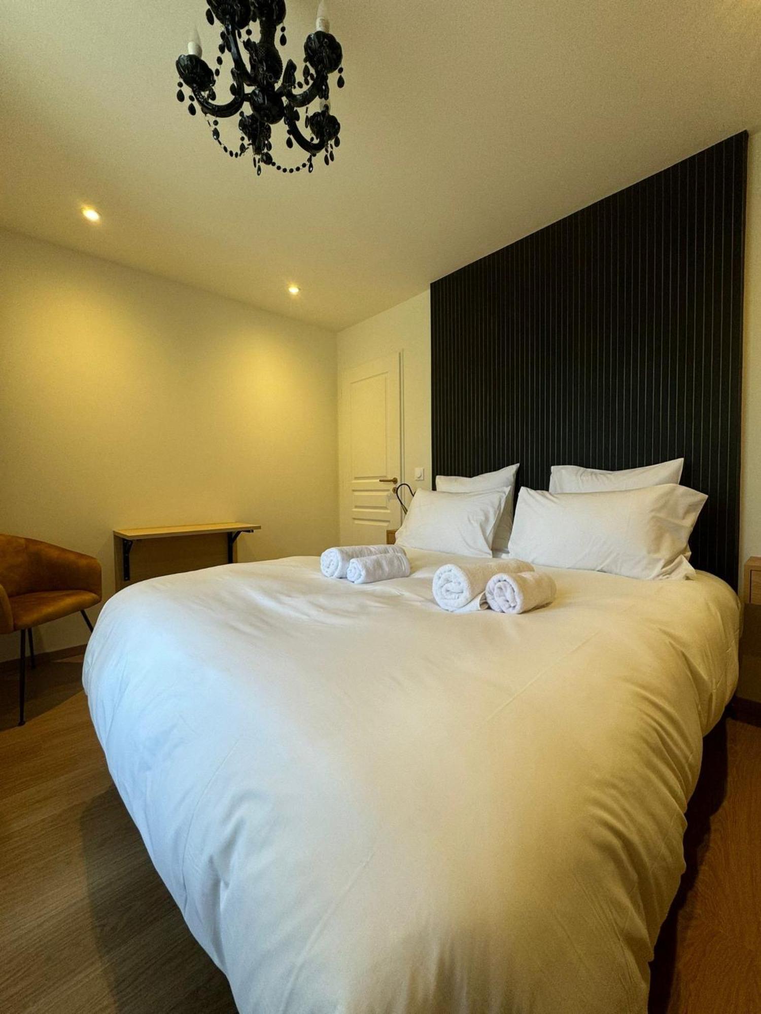 Appartements Confortables Avec Vue Montagne - Residence Villa Belle Fleur Château-Ville-Vieille Zewnętrze zdjęcie