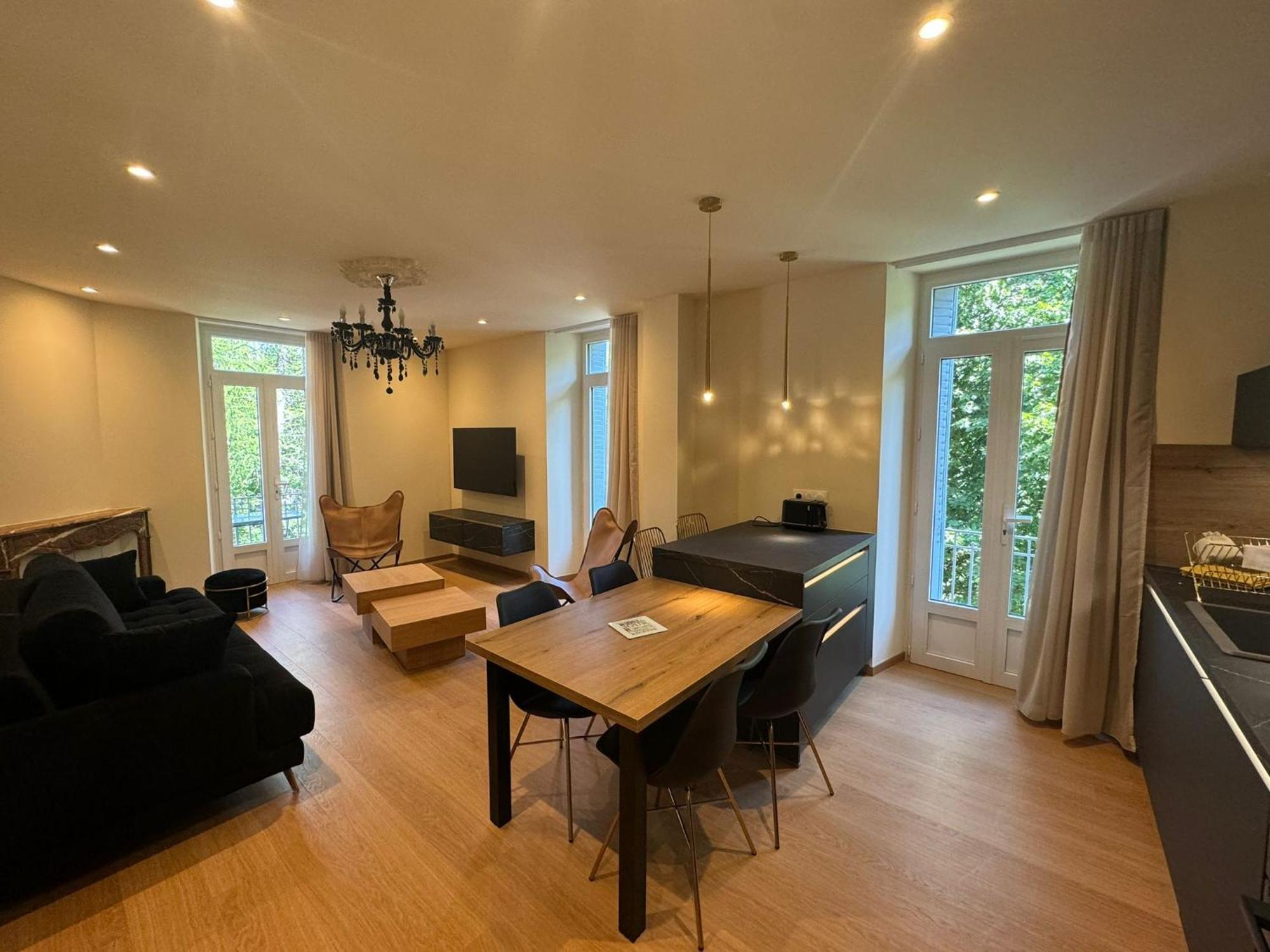 Appartements Confortables Avec Vue Montagne - Residence Villa Belle Fleur Château-Ville-Vieille Zewnętrze zdjęcie