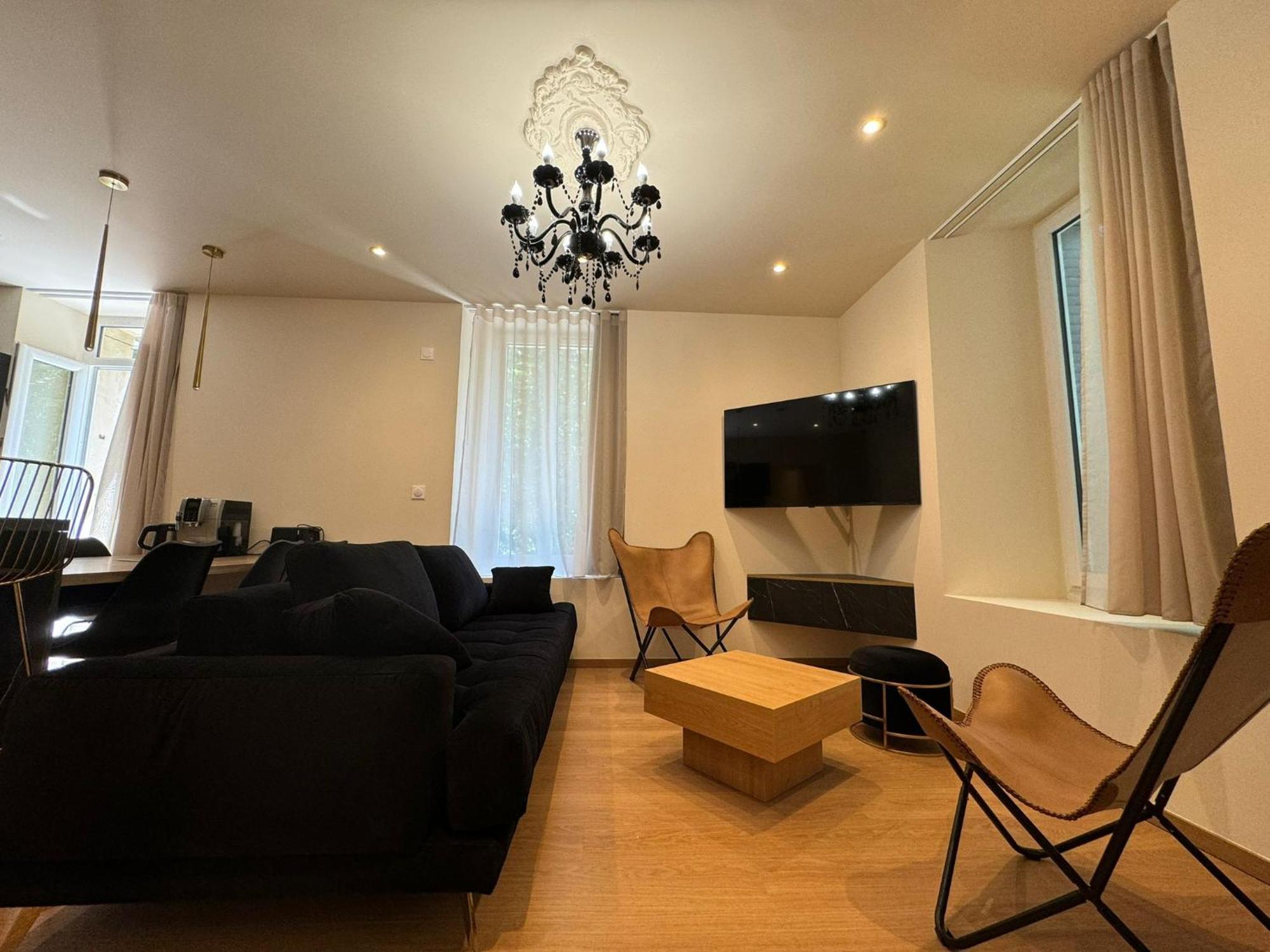 Appartements Confortables Avec Vue Montagne - Residence Villa Belle Fleur Château-Ville-Vieille Zewnętrze zdjęcie