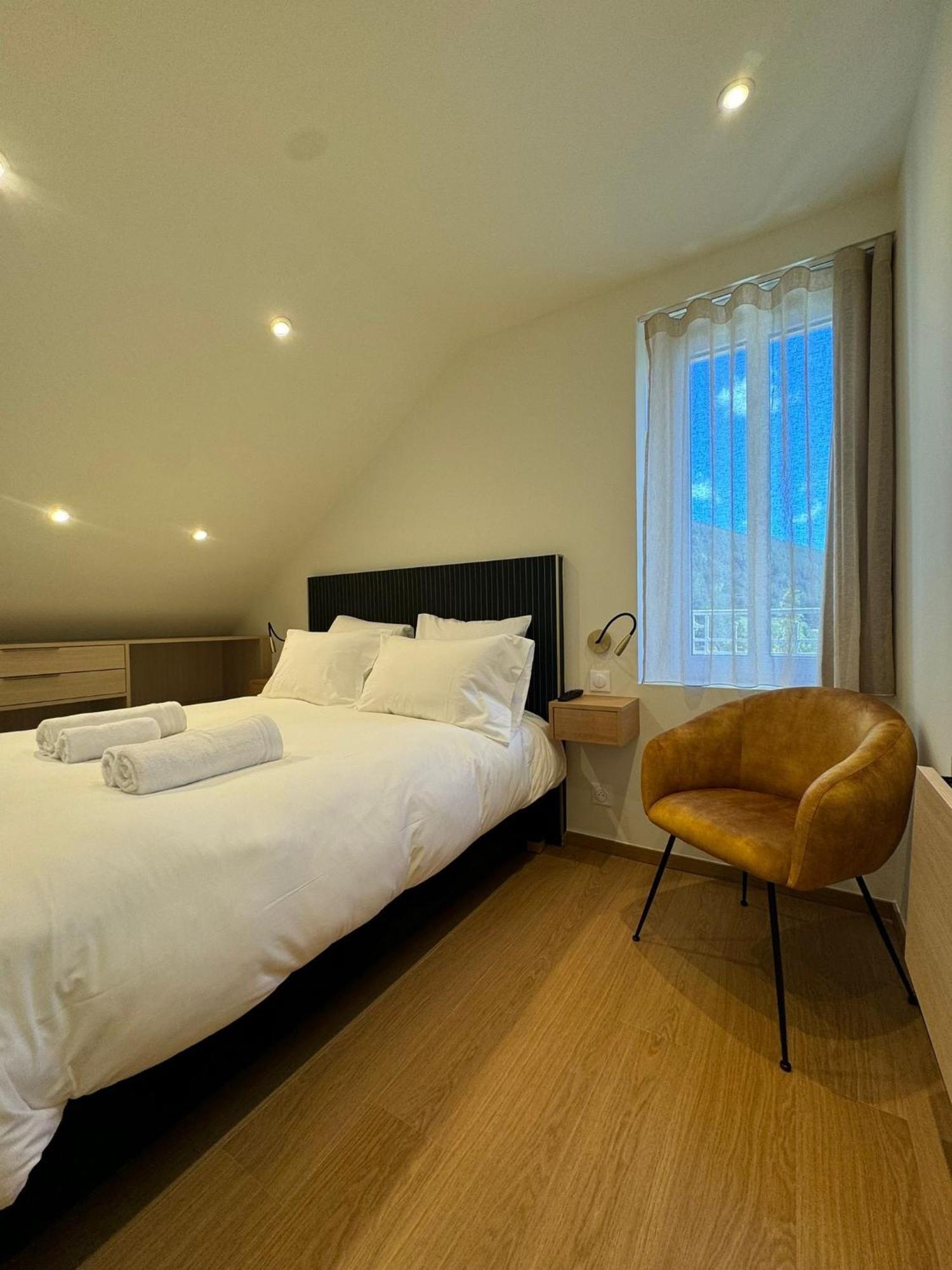 Appartements Confortables Avec Vue Montagne - Residence Villa Belle Fleur Château-Ville-Vieille Zewnętrze zdjęcie