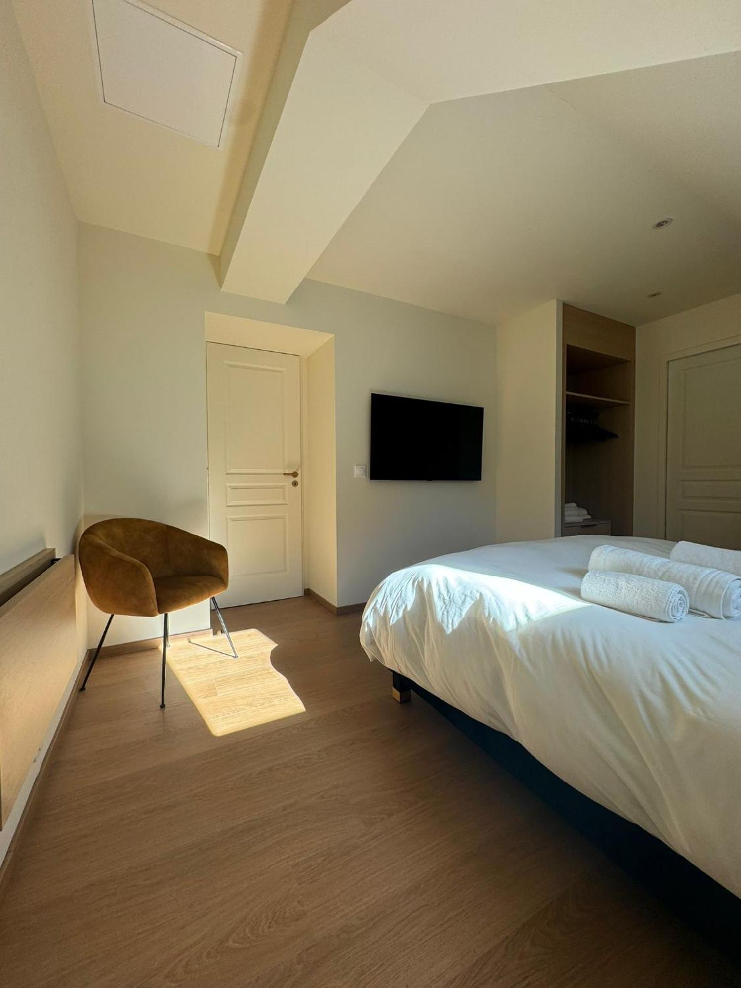 Appartements Confortables Avec Vue Montagne - Residence Villa Belle Fleur Château-Ville-Vieille Zewnętrze zdjęcie